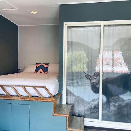 海中天旅店 Sea Of The World B&B Kenting Bagian luar foto